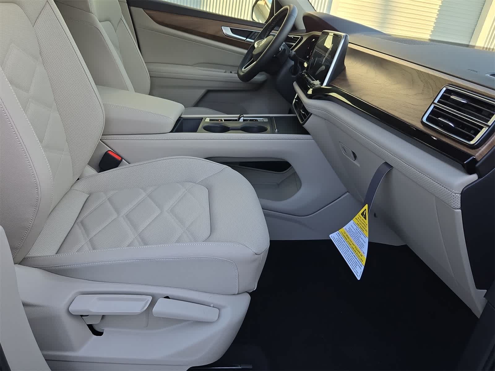 Thumbnail: 2026 Volkswagen Atlas - 21