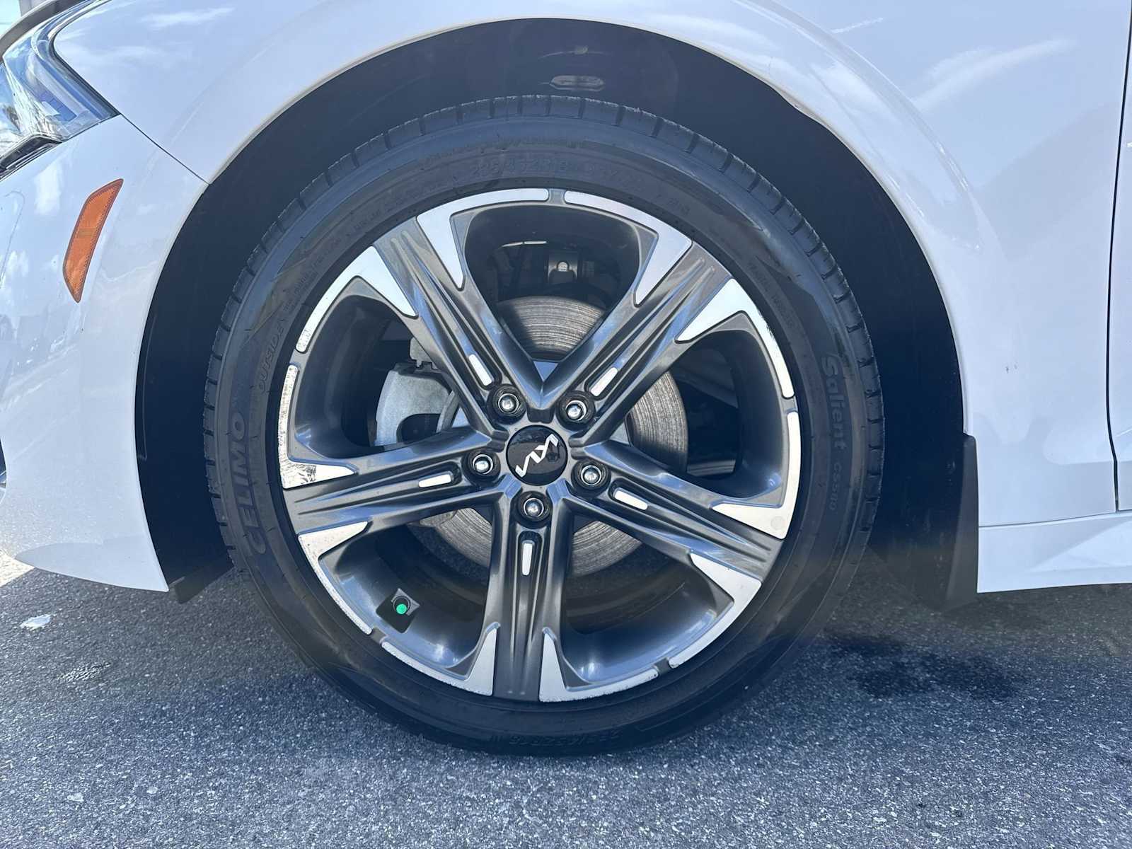 Thumbnail: 2022 Kia K5 - 12