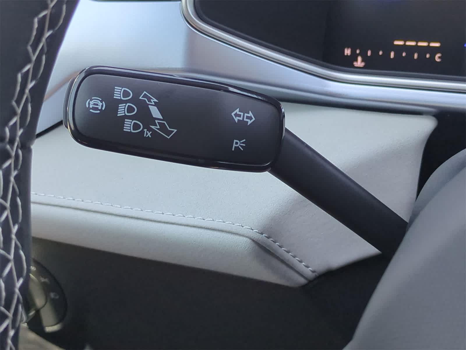 Thumbnail: 2025 Volkswagen Taos - 27