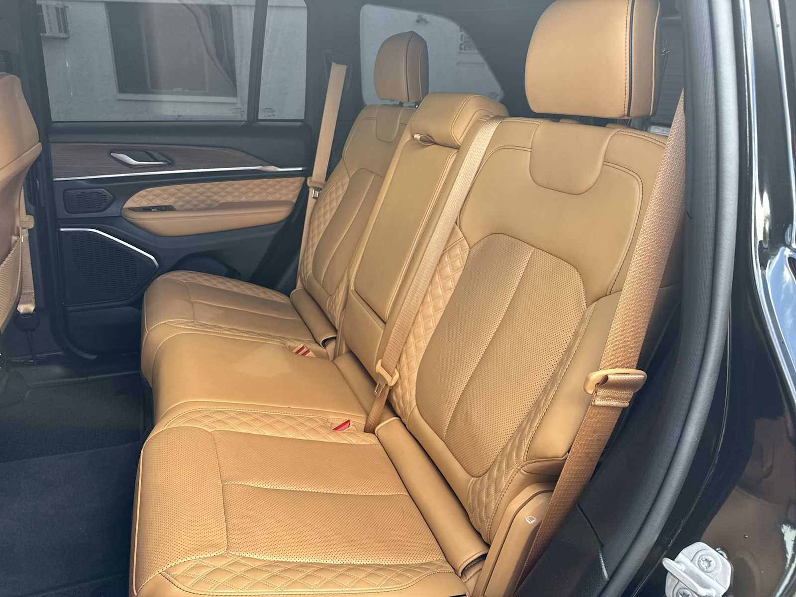 Thumbnail: 2022 Jeep Grand Cherokee - 19