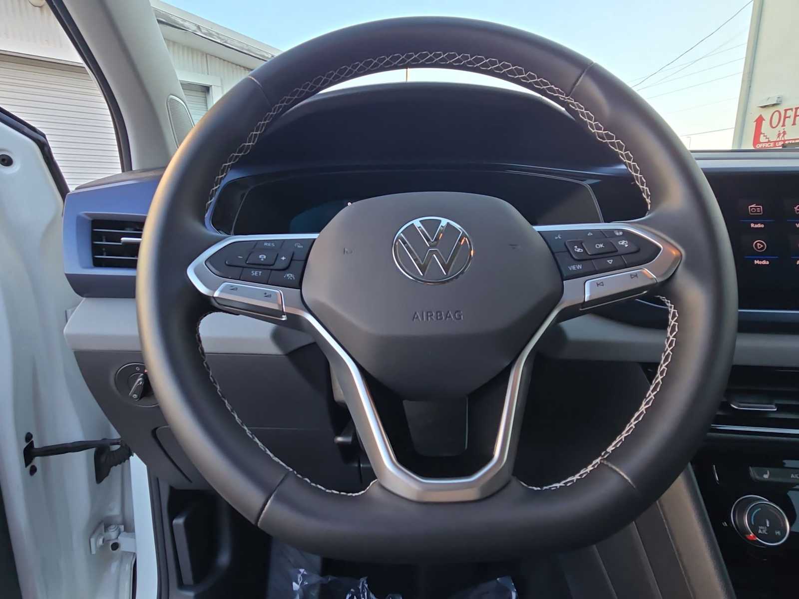 Thumbnail: 2023 Volkswagen Taos - 29