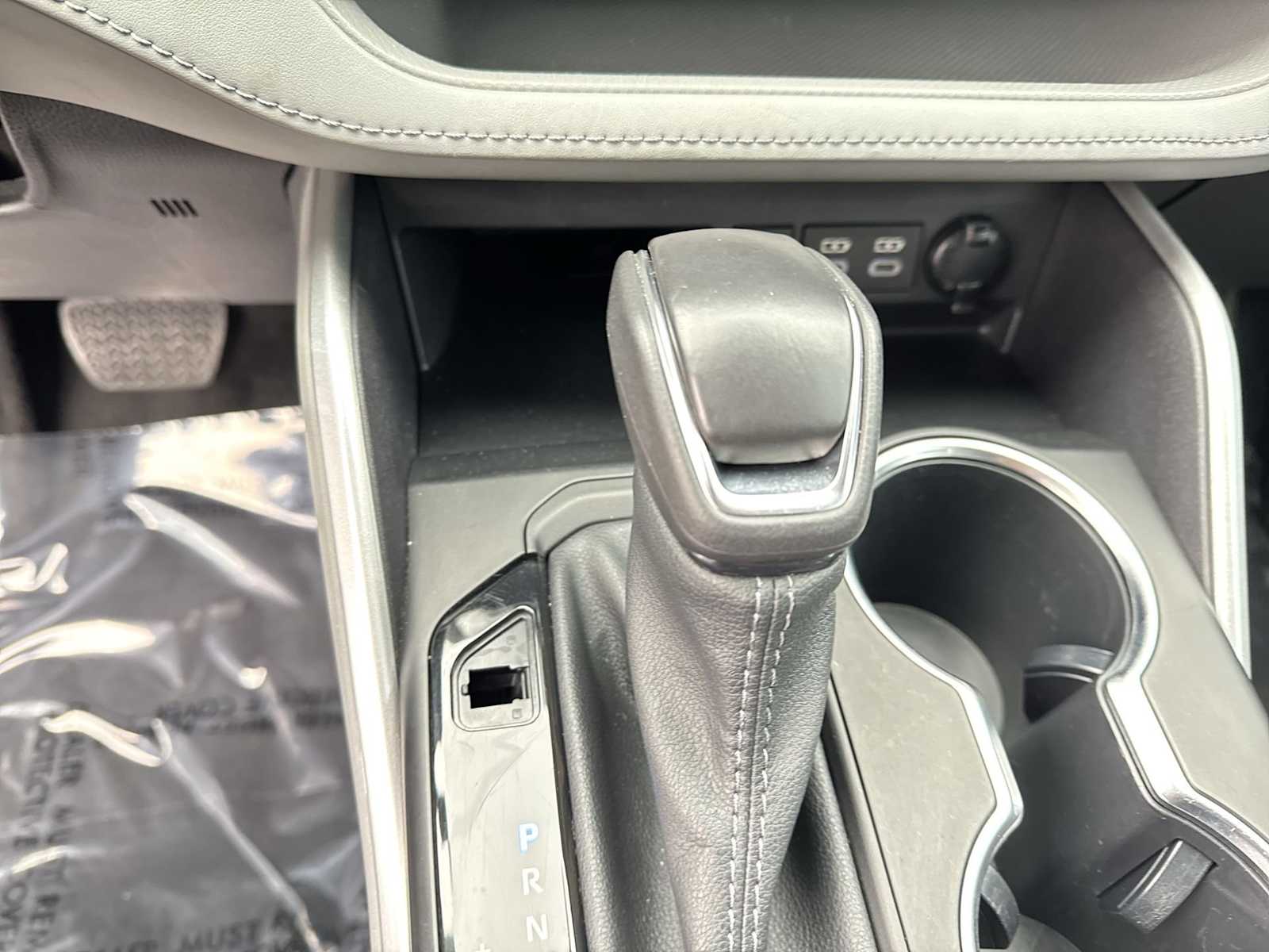 Thumbnail: 2023 Toyota Highlander - 31