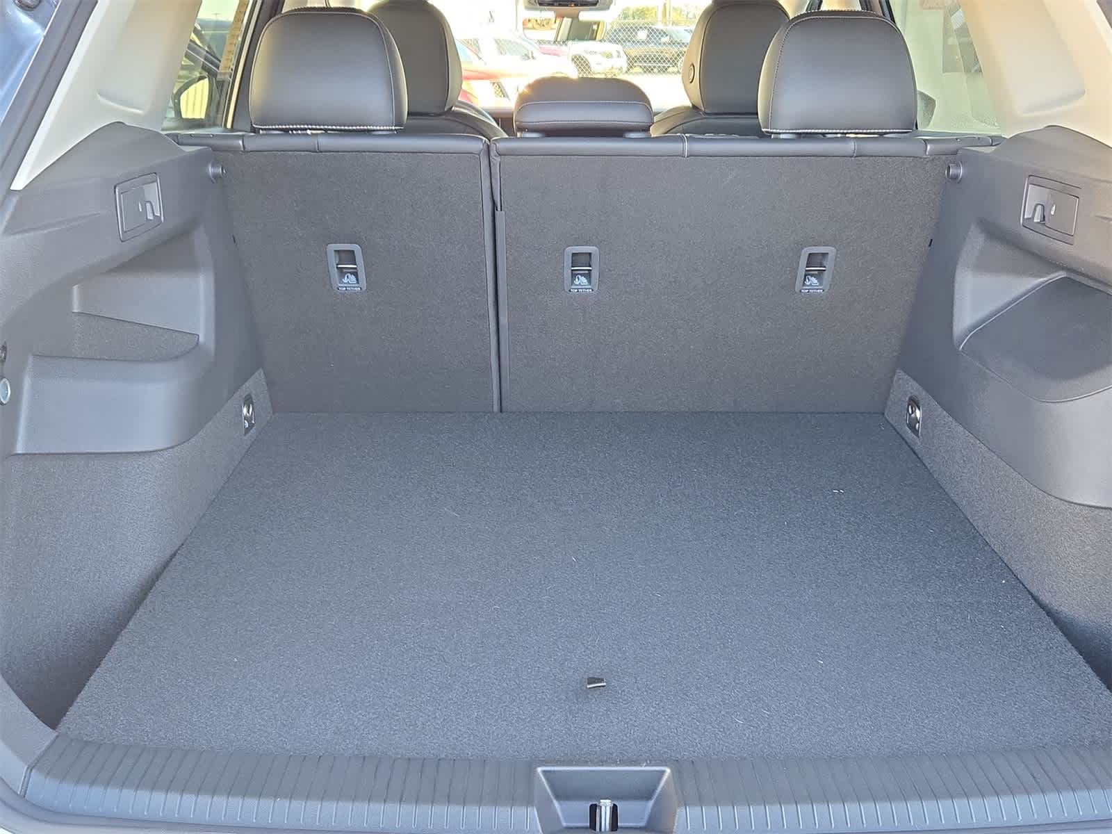 Thumbnail: 2026 Volkswagen Tiguan - 32