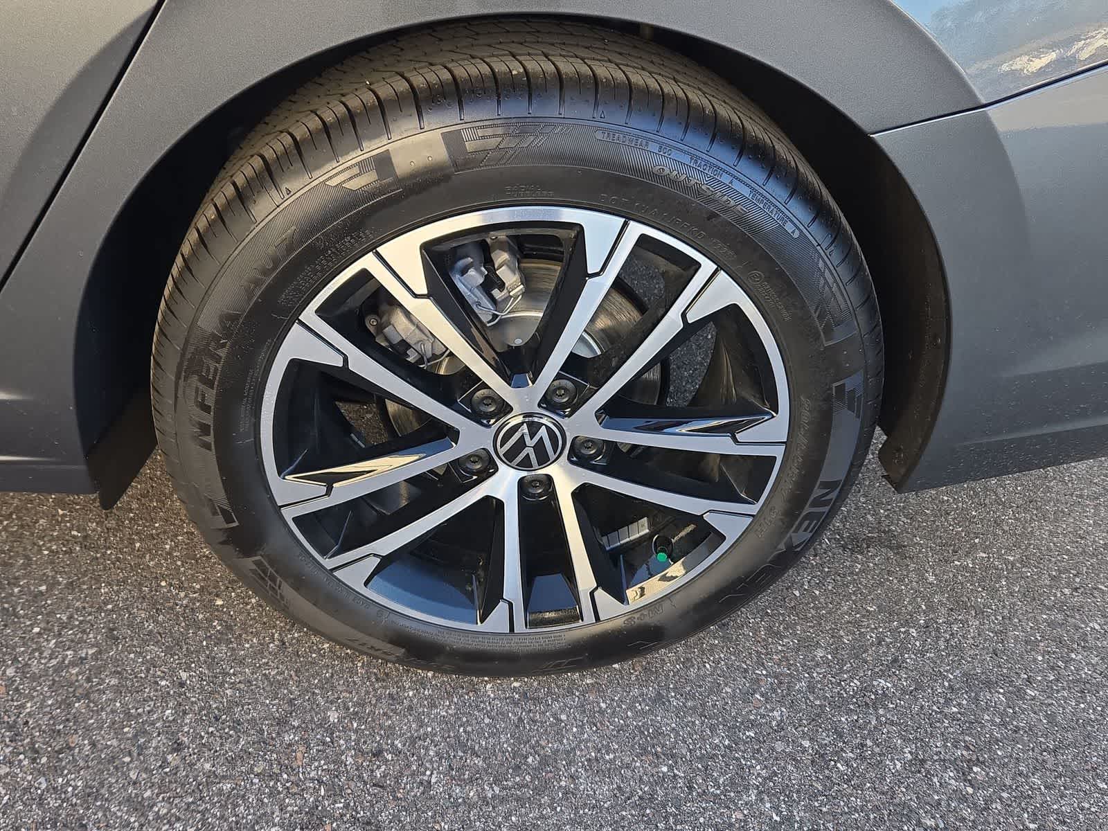 Thumbnail: 2026 Volkswagen Jetta - 14