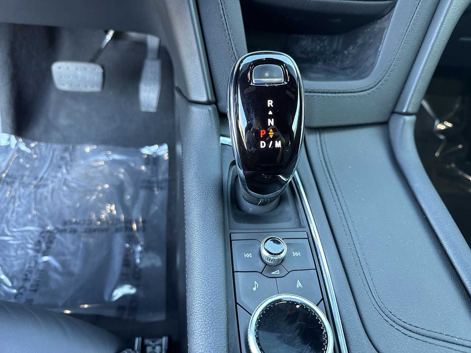 Thumbnail: 2023 Cadillac XT5 - 30