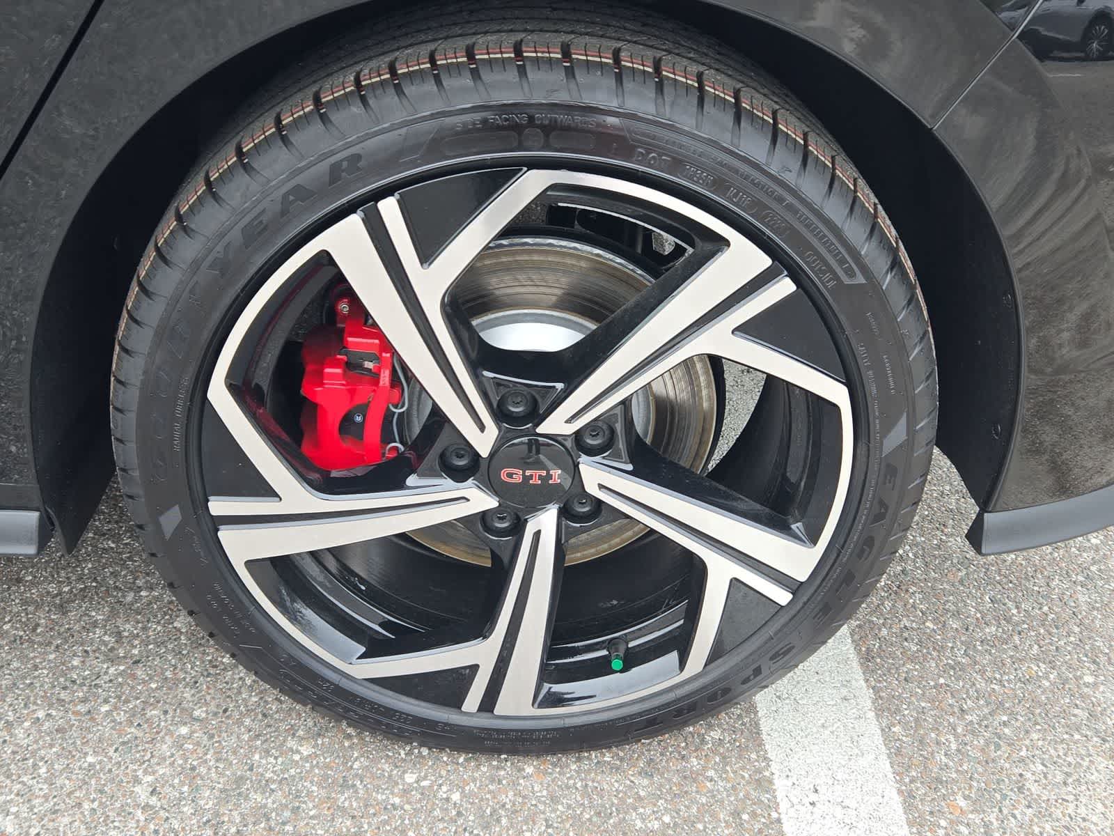 Thumbnail: 2026 Volkswagen Golf - 14