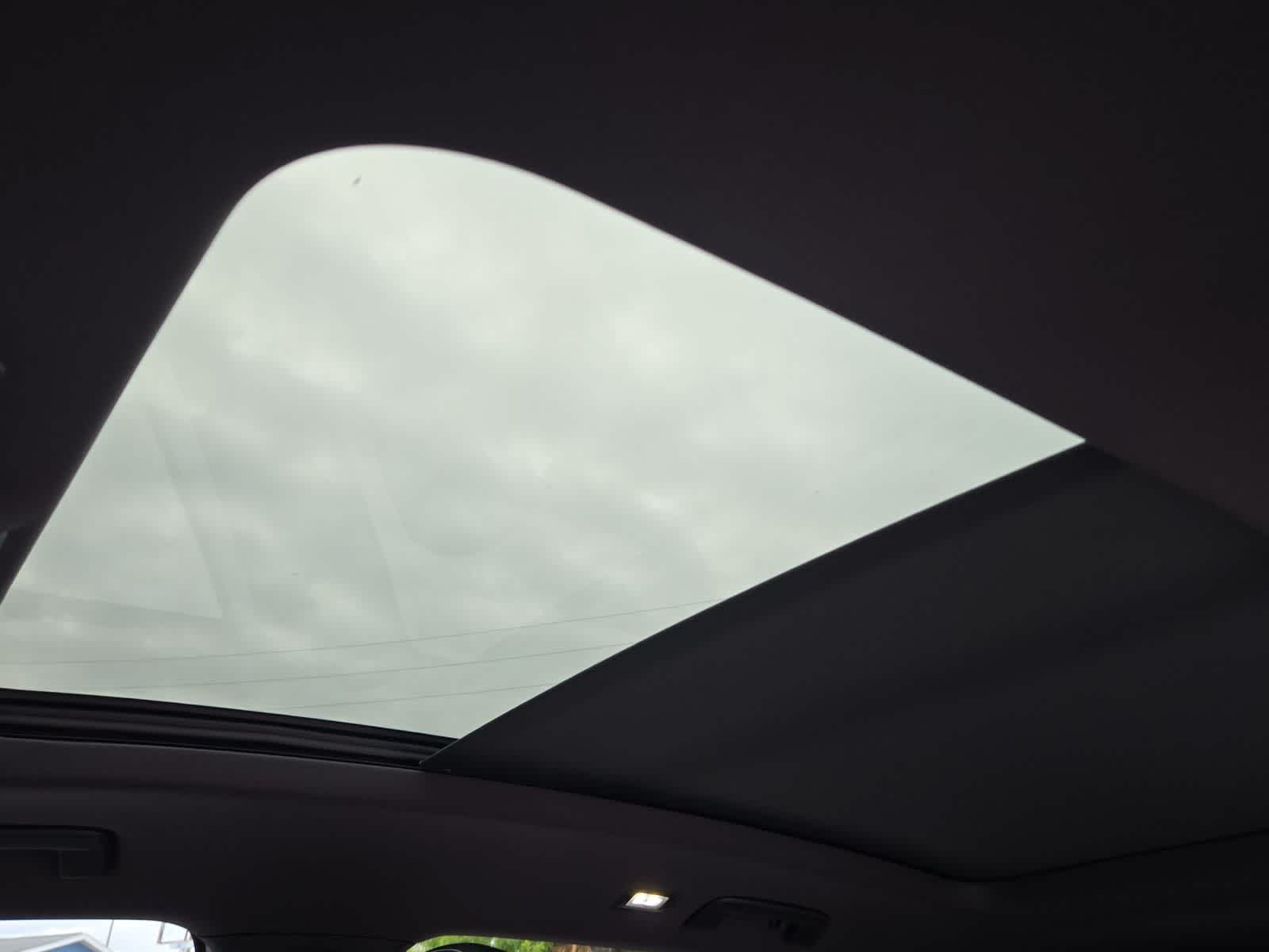 Thumbnail: 2025 Volkswagen Tiguan - 20