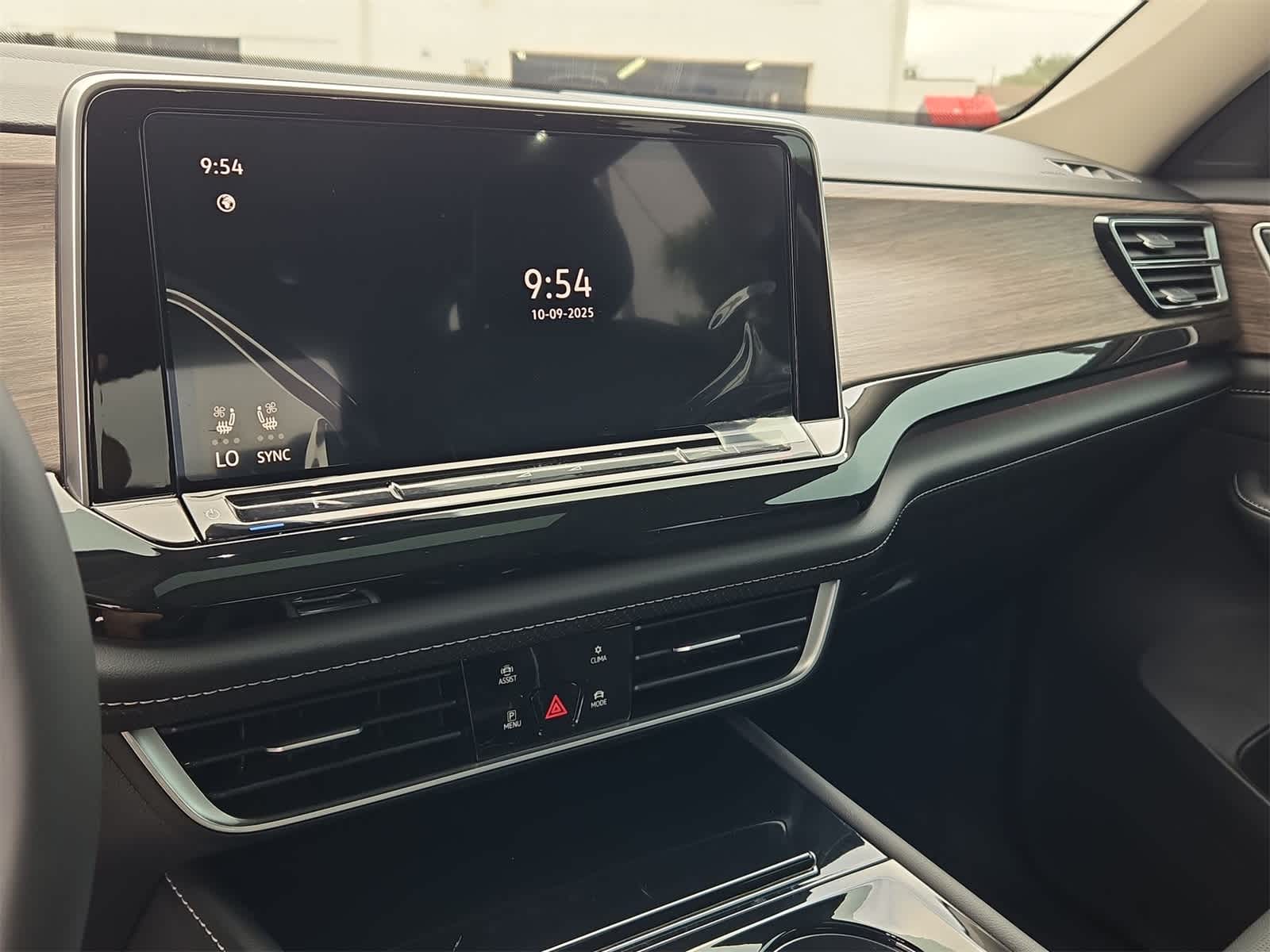 Thumbnail: 2026 Volkswagen Atlas - 29