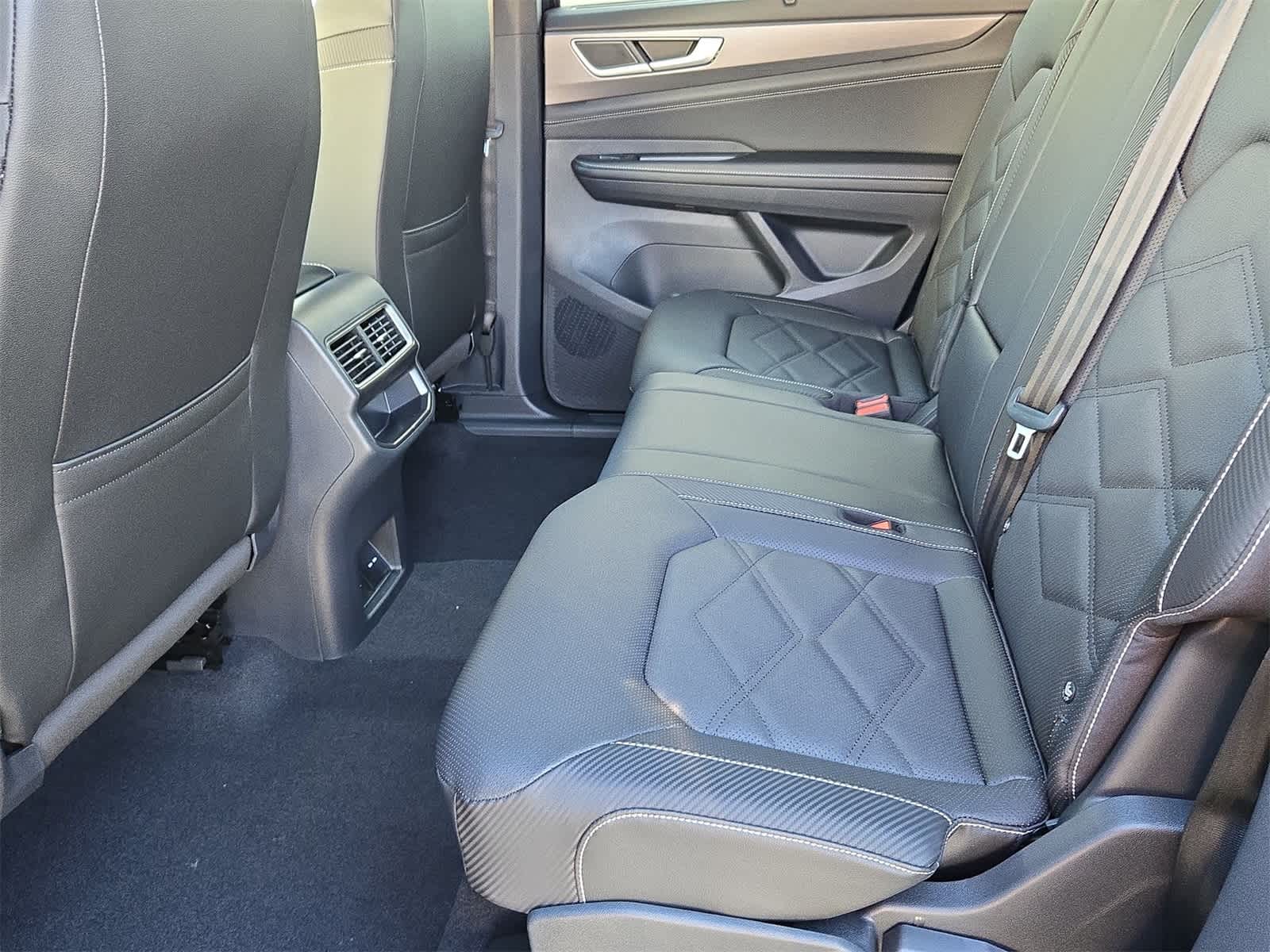 Thumbnail: 2026 Volkswagen Atlas - 19