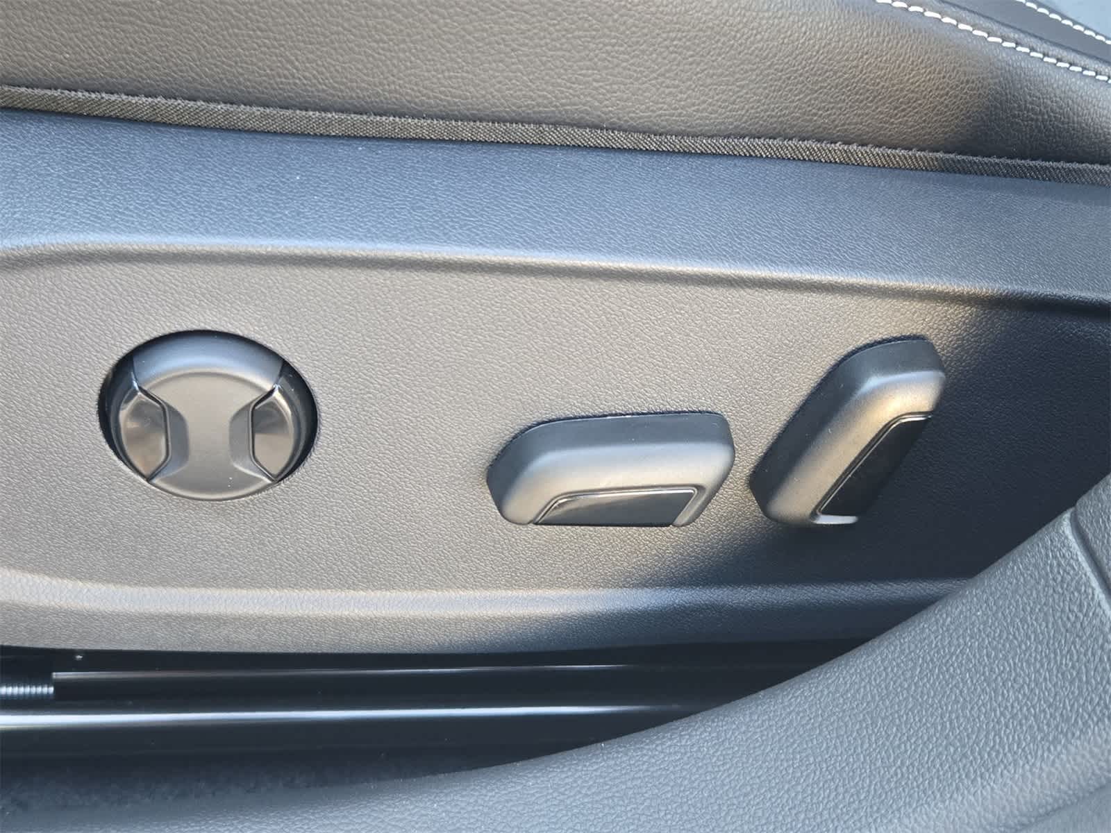 Thumbnail: 2026 Volkswagen Jetta - 17