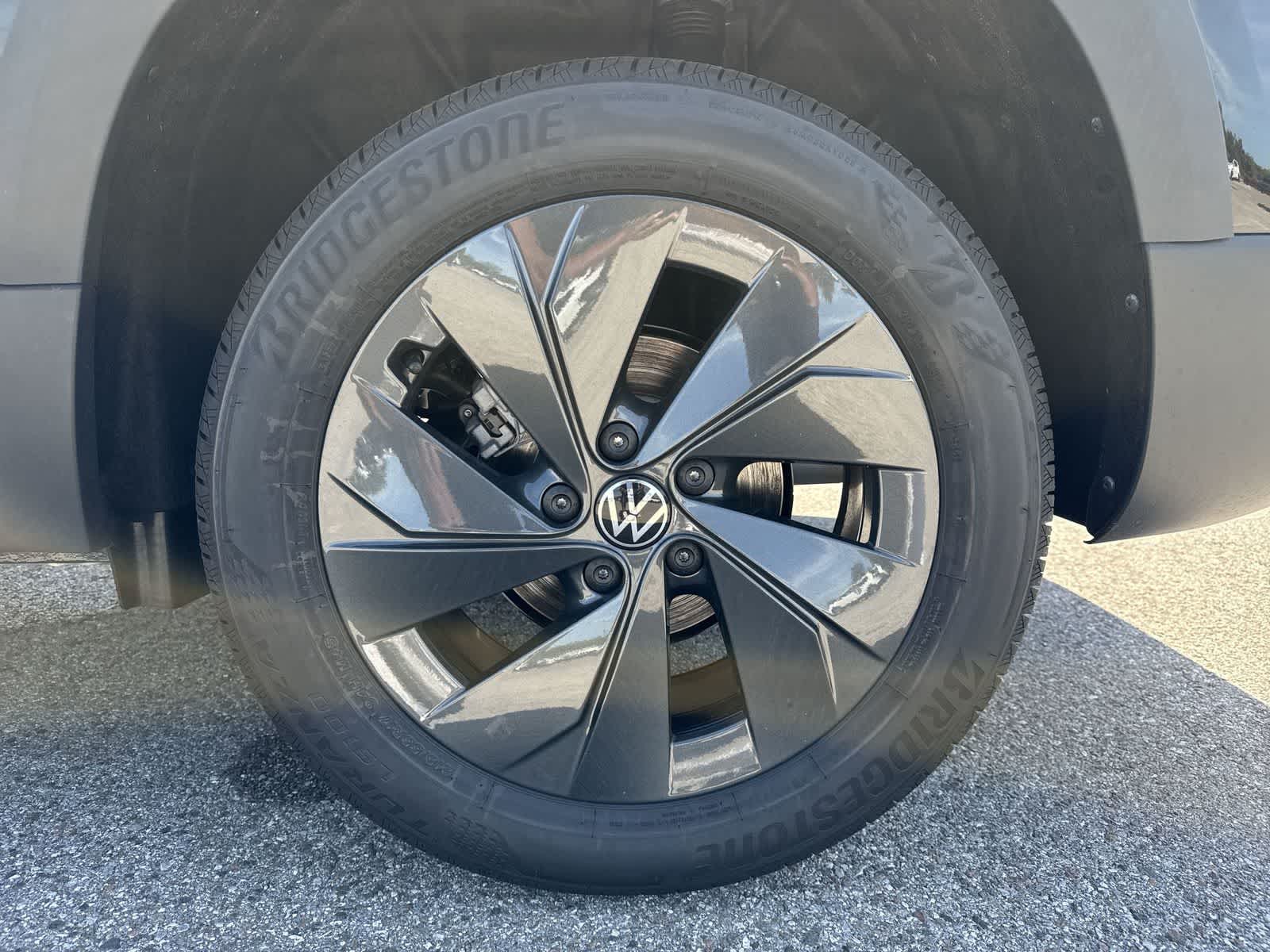 Thumbnail: 2026 Volkswagen Taos - 12