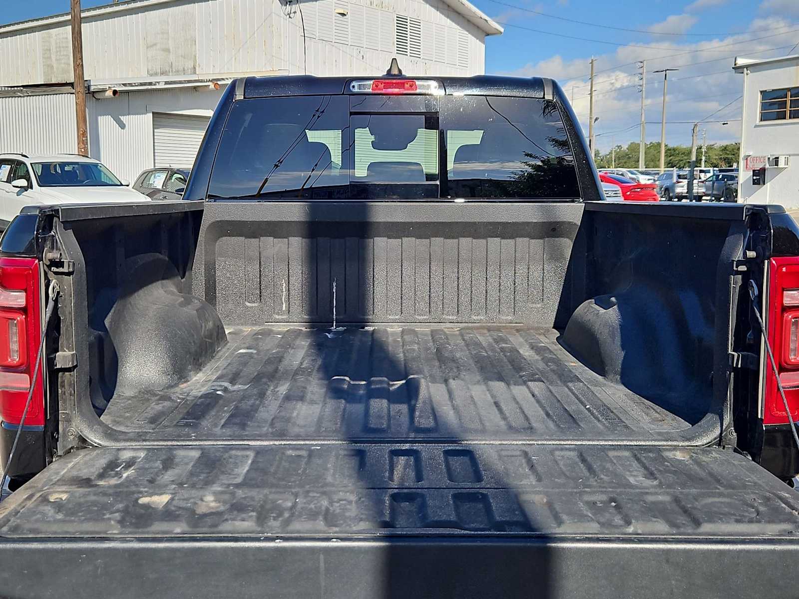 Thumbnail: 2023 RAM 1500 - 34