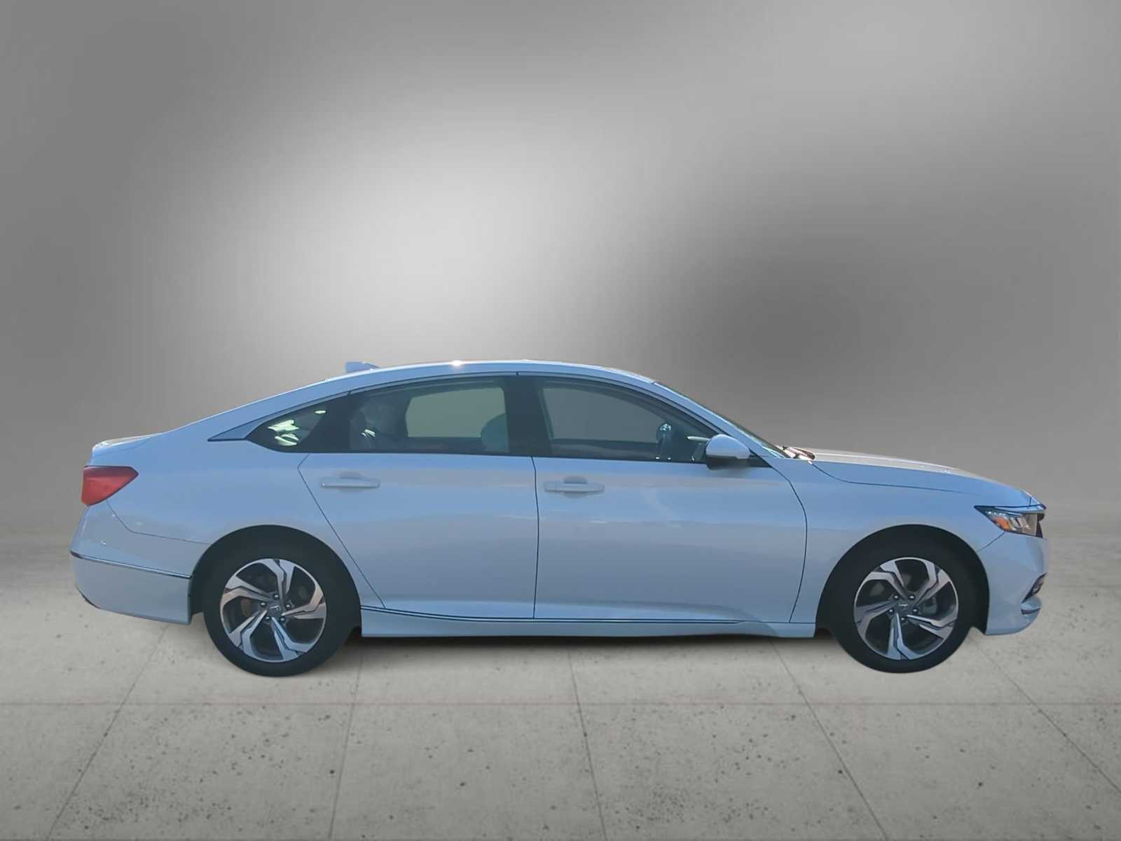 Thumbnail: 2018 Honda Accord - 9