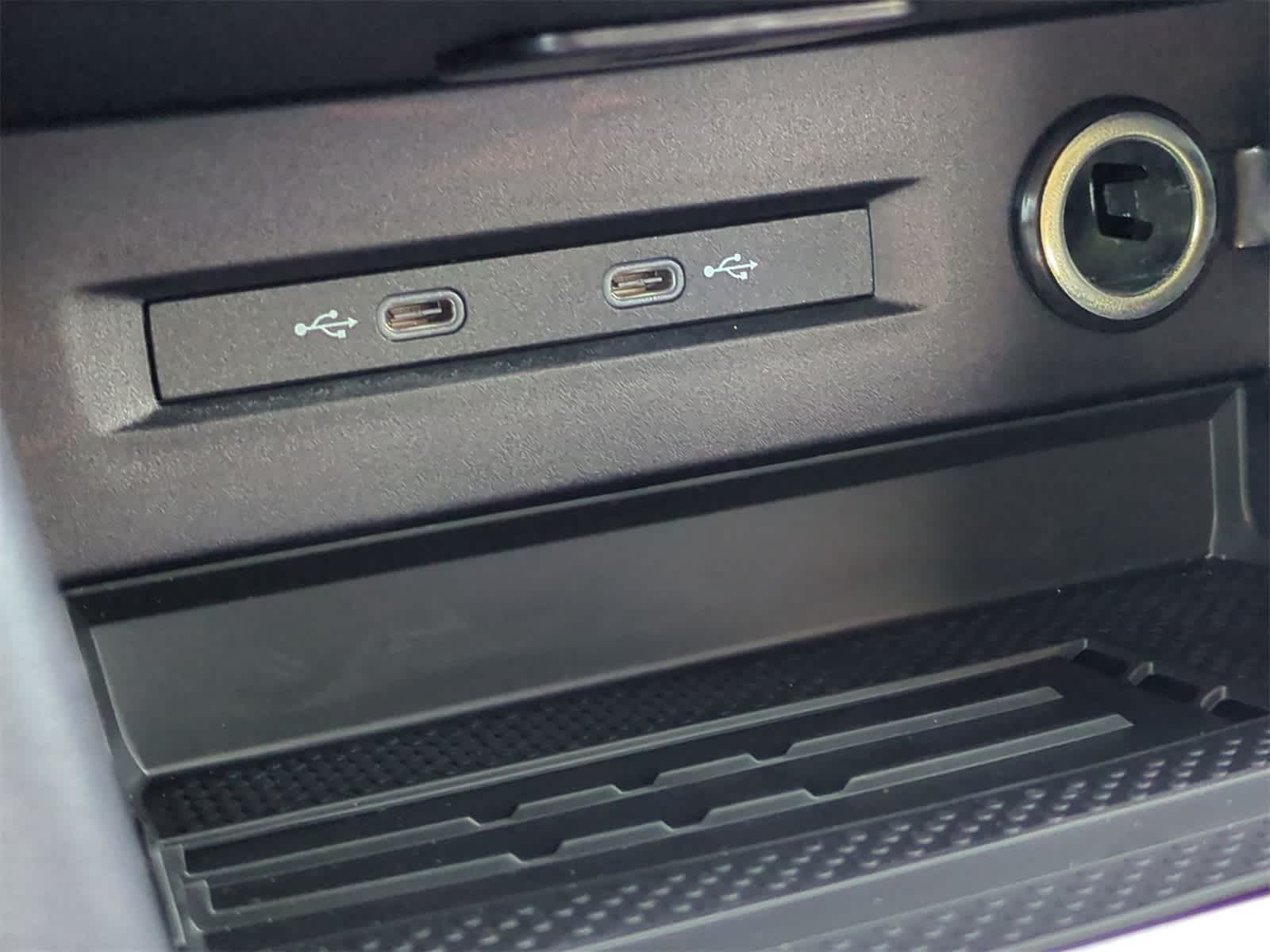 Thumbnail: 2025 Volkswagen Taos - 31