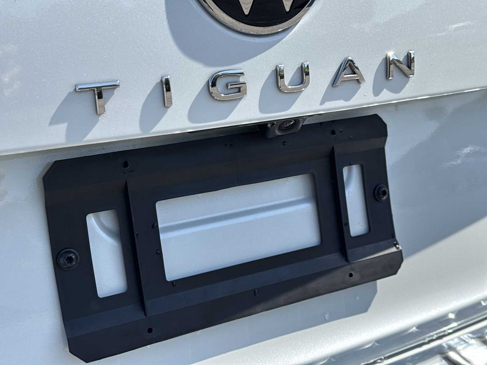 Thumbnail: 2023 Volkswagen Tiguan - 19