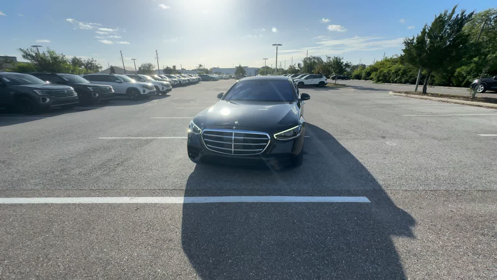 Thumbnail: 2022 Mercedes-Benz S-Class - 2
