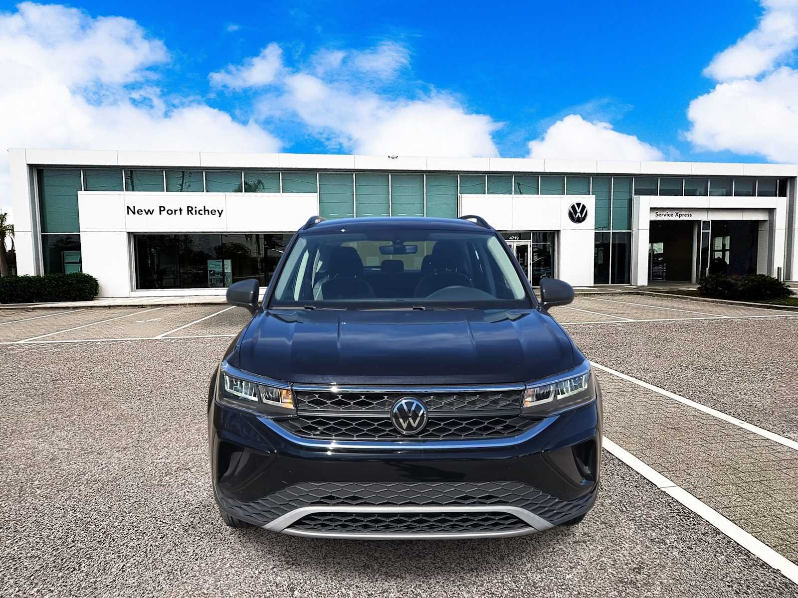 Thumbnail: 2023 Volkswagen Taos - 2