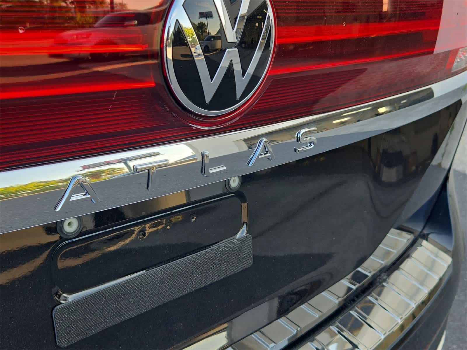 Thumbnail: 2026 Volkswagen Atlas - 13