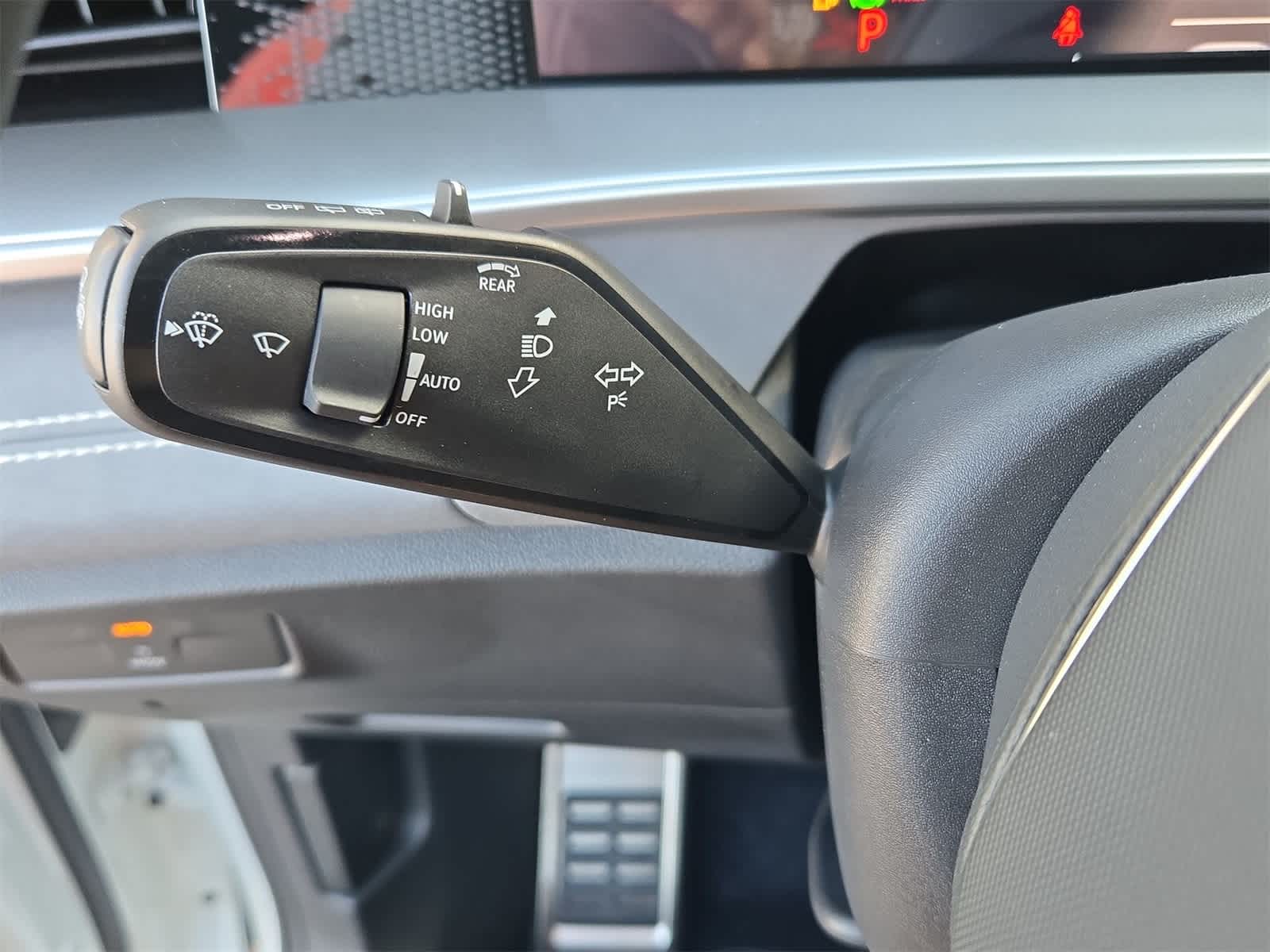 Thumbnail: 2025 Volkswagen Tiguan - 26