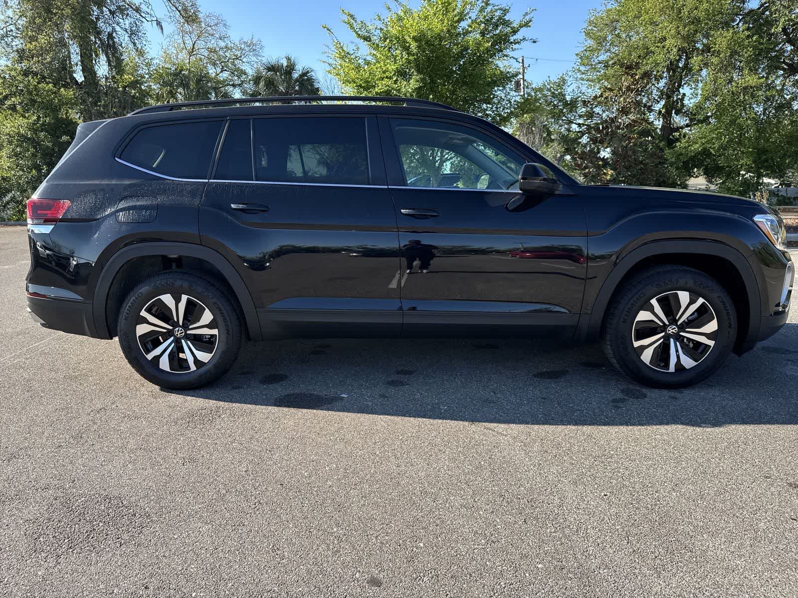 Thumbnail: 2026 Volkswagen Atlas - 7