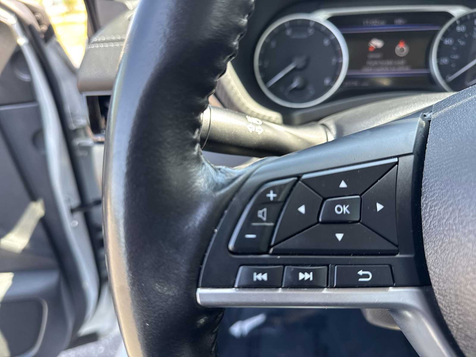 Thumbnail: 2021 Nissan Sentra - 22