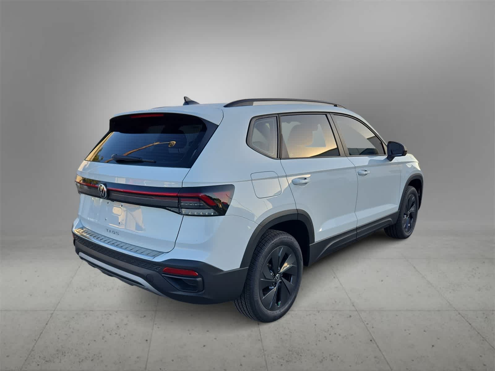 Thumbnail: 2025 Volkswagen Taos - 8