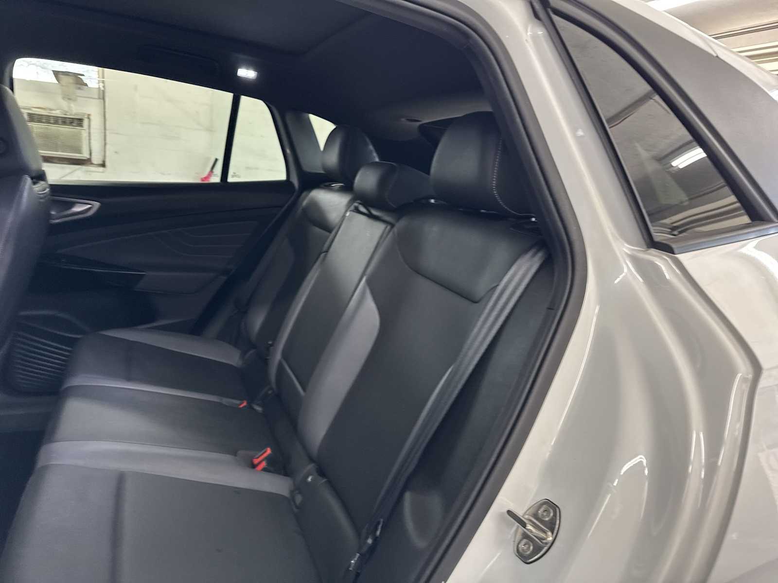 Thumbnail: 2024 Volkswagen ID.4 - 18