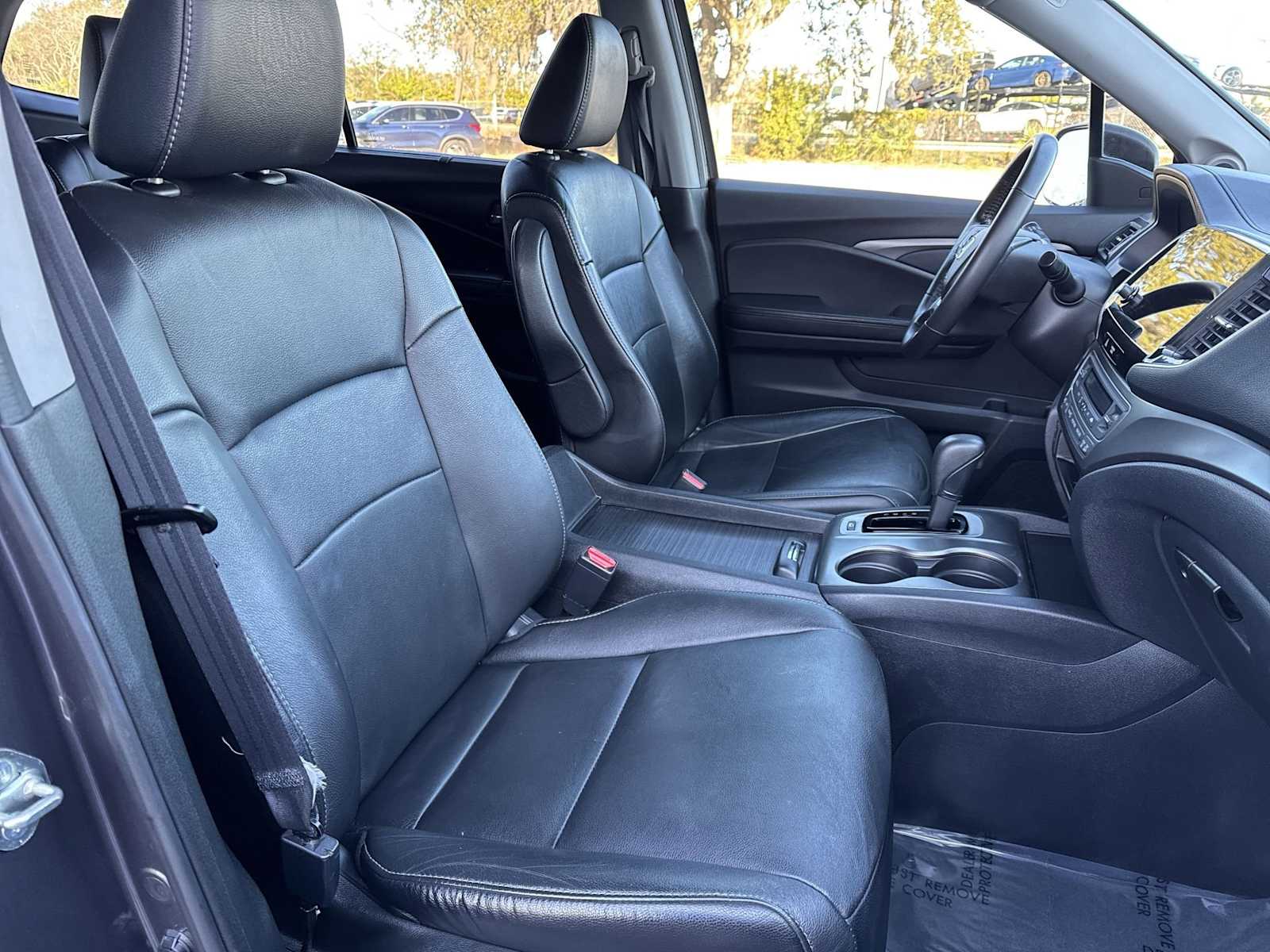 Thumbnail: 2019 Honda Pilot - 21