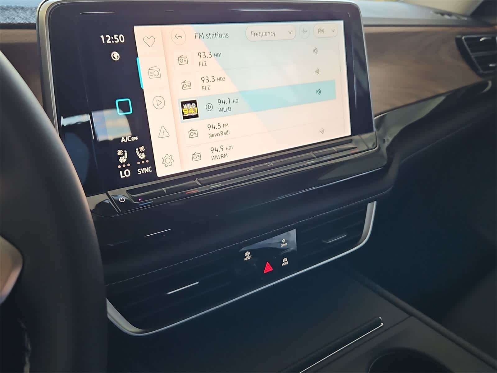 Thumbnail: 2026 Volkswagen Atlas - 28