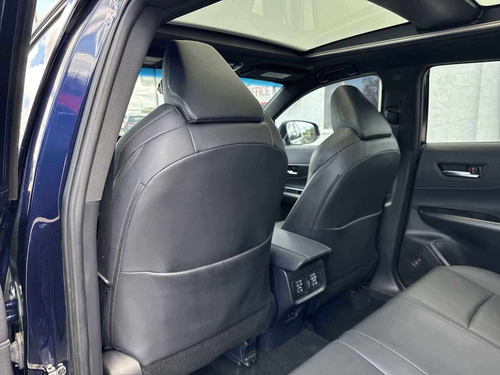 Thumbnail: 2024 Toyota Venza - 17