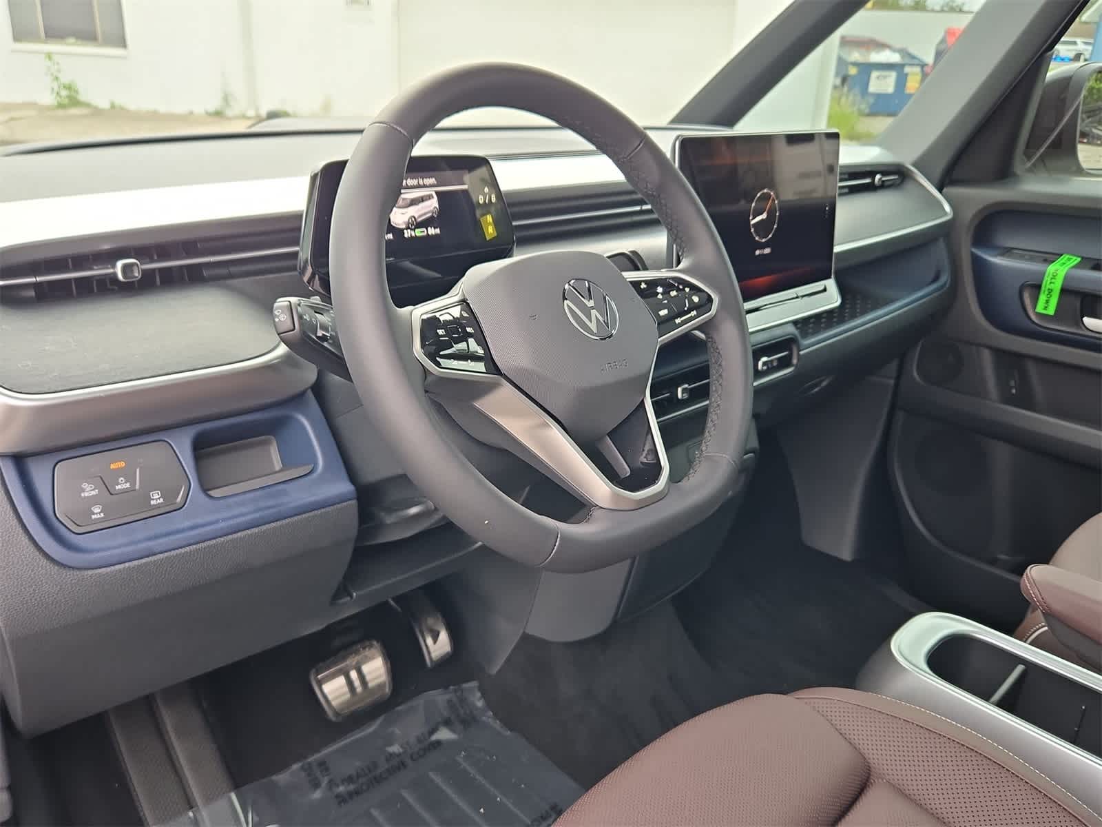 Thumbnail: 2025 Volkswagen ID.Buzz - 10