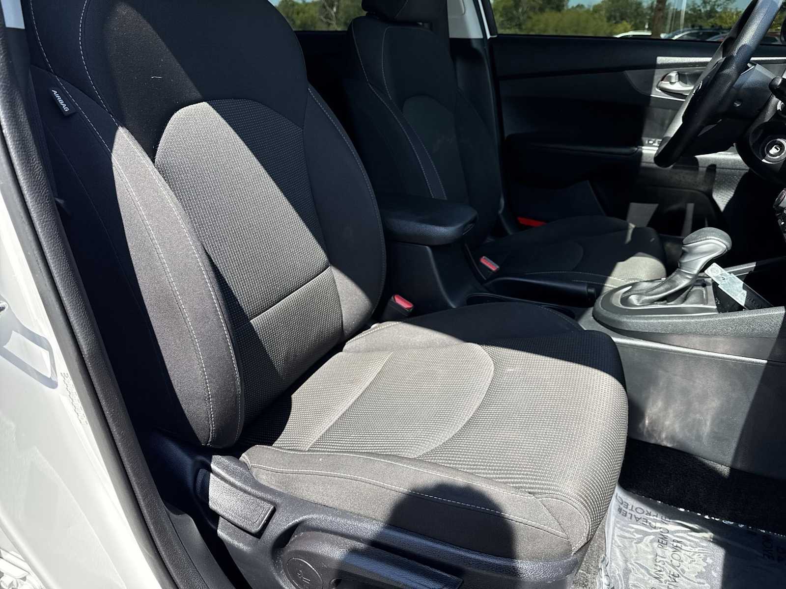 Thumbnail: 2020 Kia Forte - 20