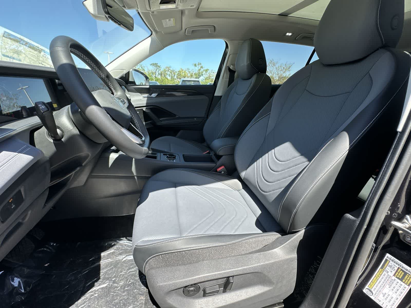 Thumbnail: 2026 Volkswagen Tiguan - 15