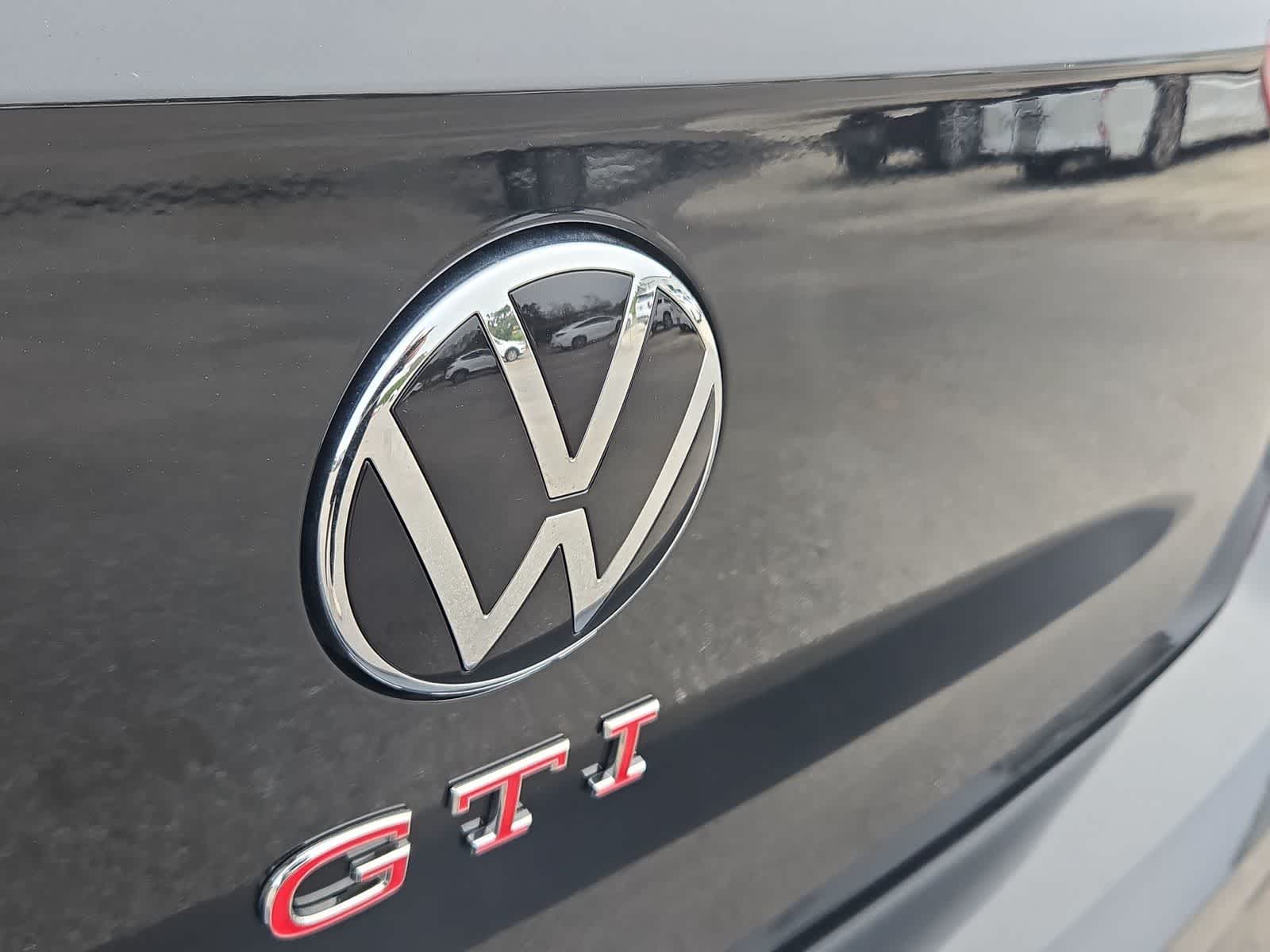 Thumbnail: 2026 Volkswagen Golf - 12