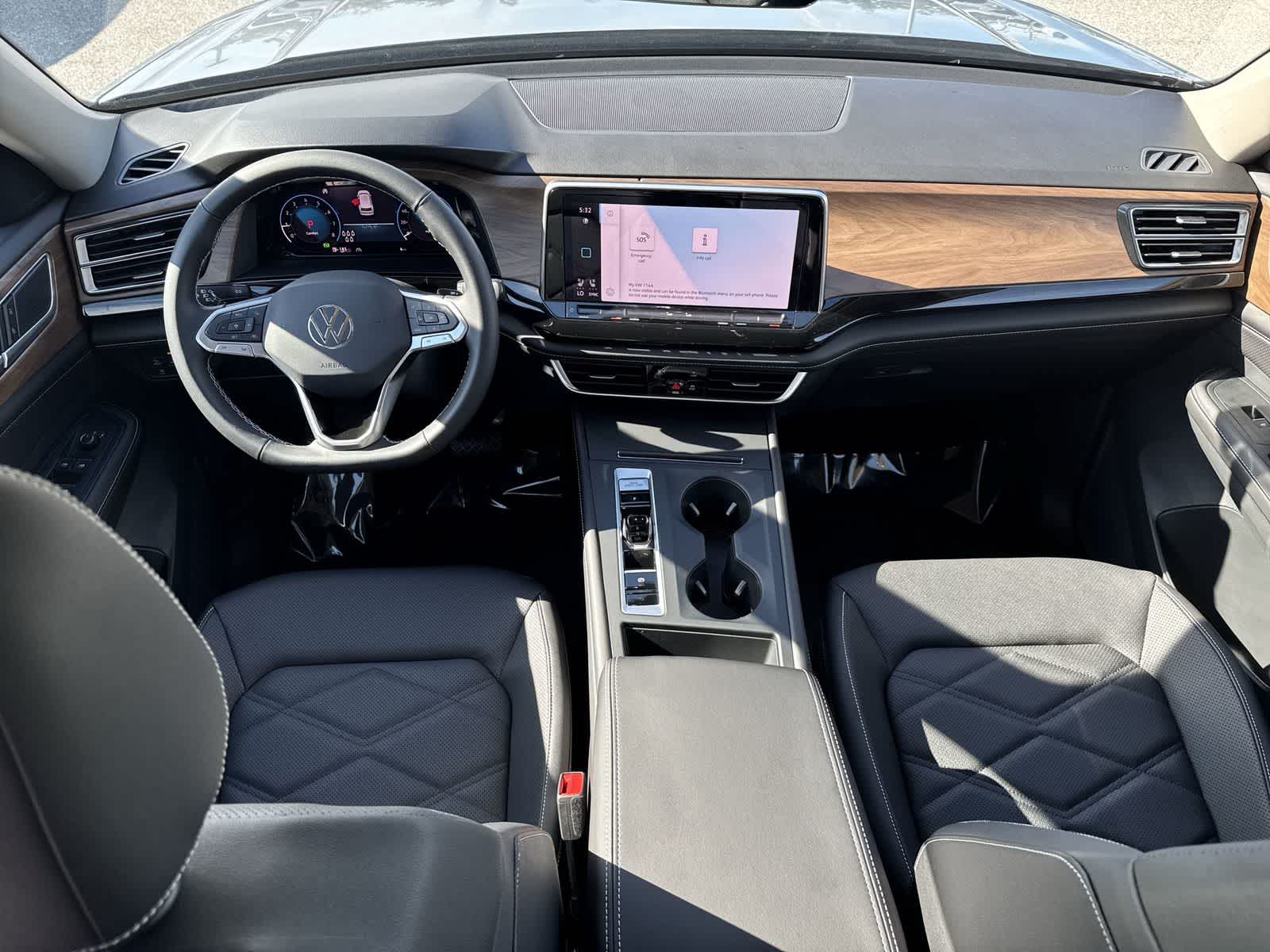 Thumbnail: 2026 Volkswagen Atlas - 14