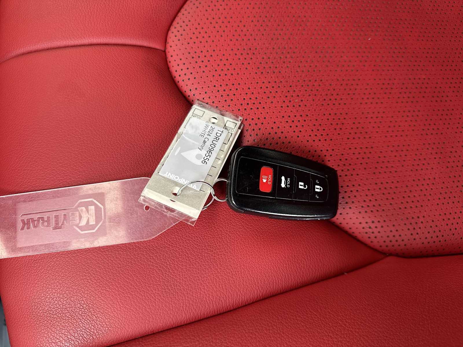 Thumbnail: 2024 Toyota Camry - 33