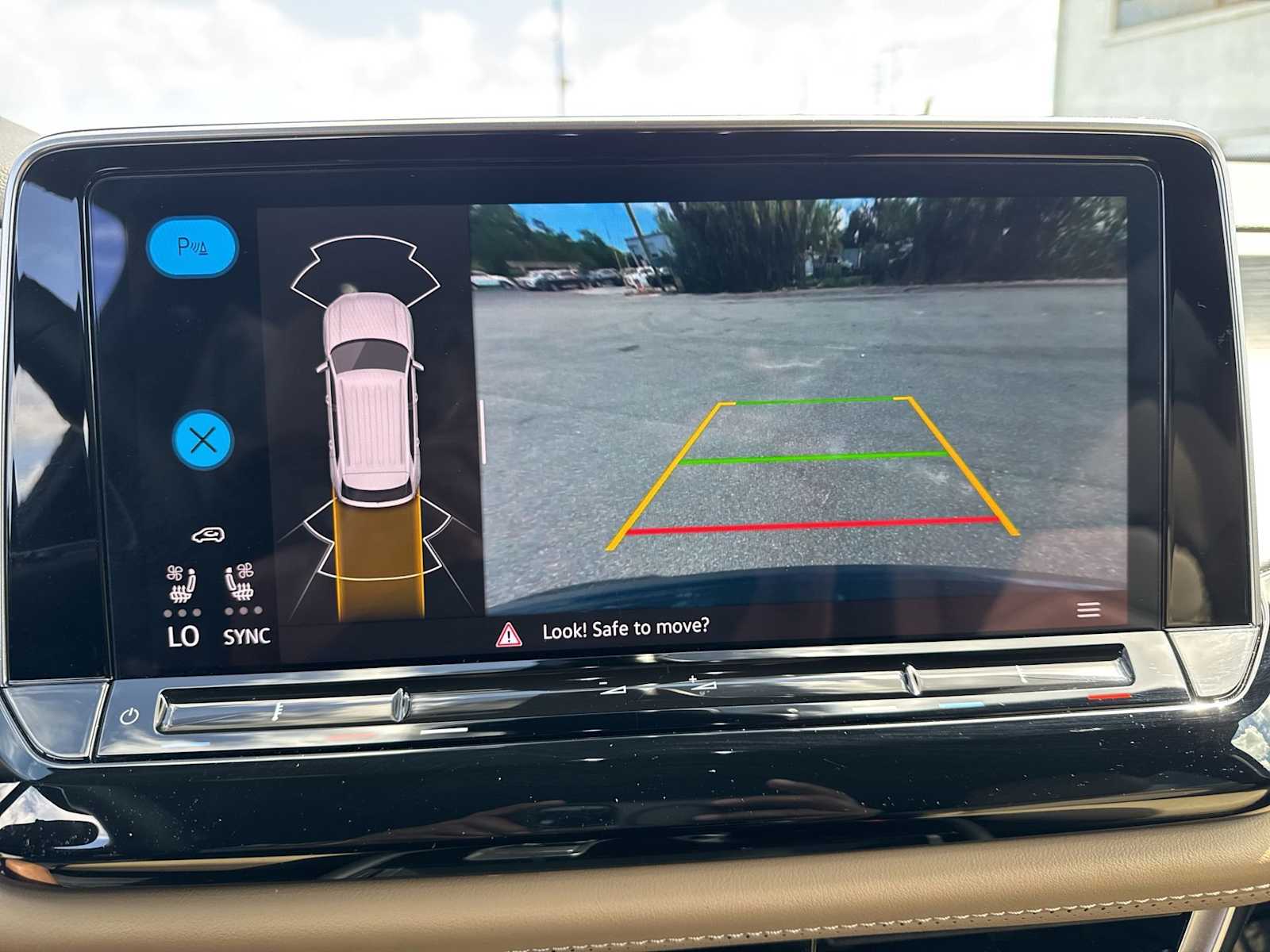 Thumbnail: 2024 Volkswagen Atlas - 28