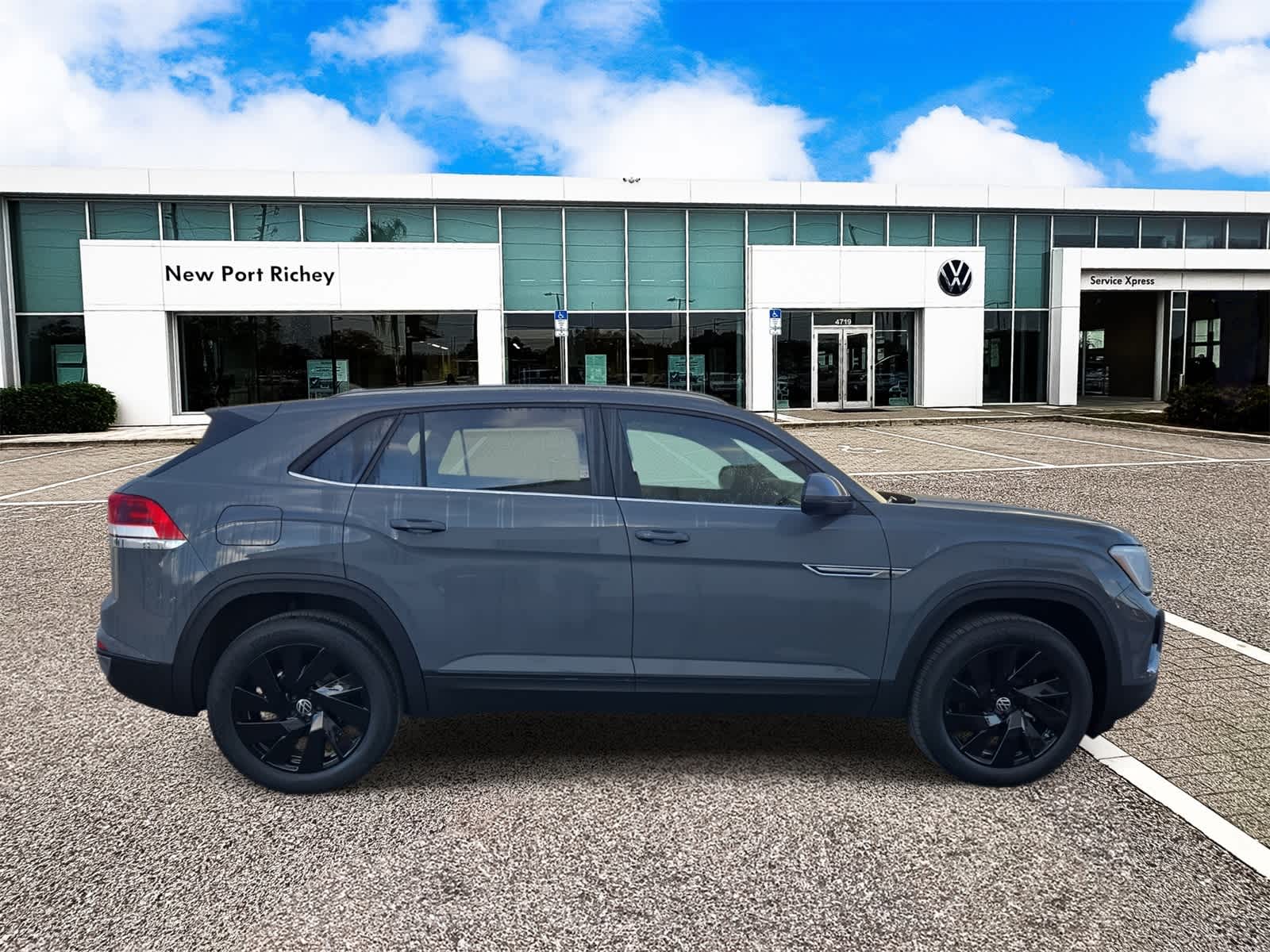 Thumbnail: 2026 Volkswagen Atlas - 9