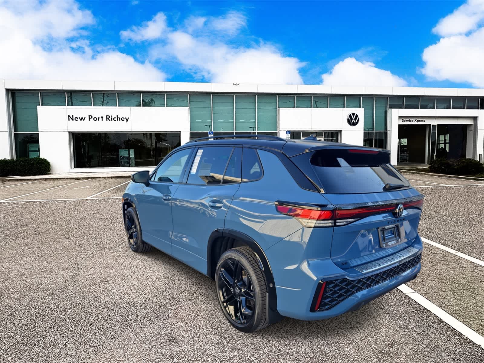 Thumbnail: 2026 Volkswagen Tiguan - 6