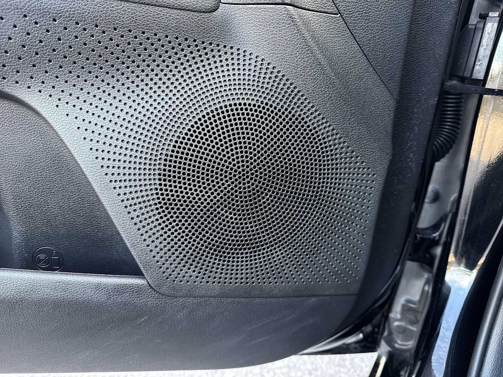 Thumbnail: 2023 Kia Forte - 27