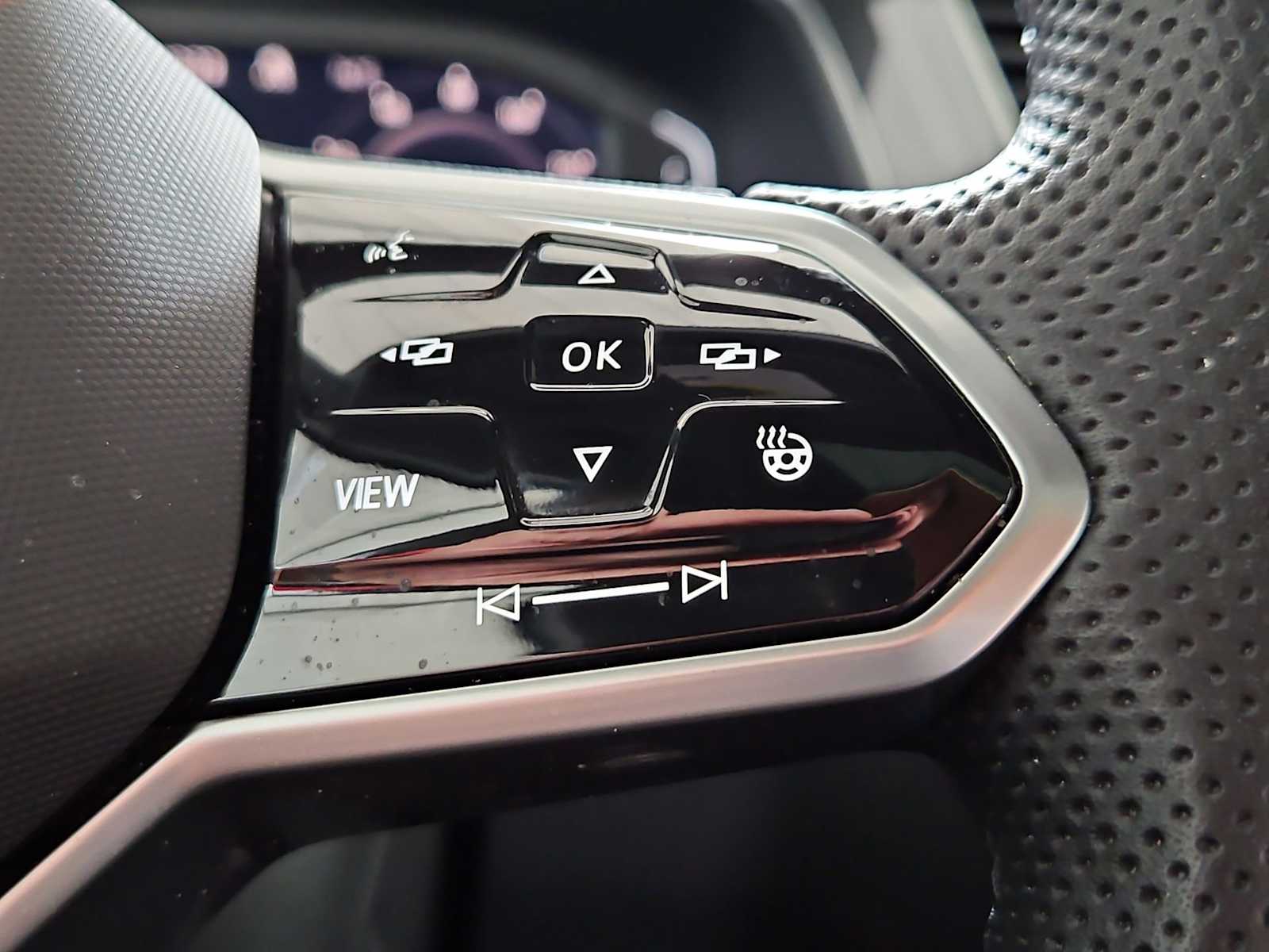 Thumbnail: 2024 Volkswagen Tiguan - 27