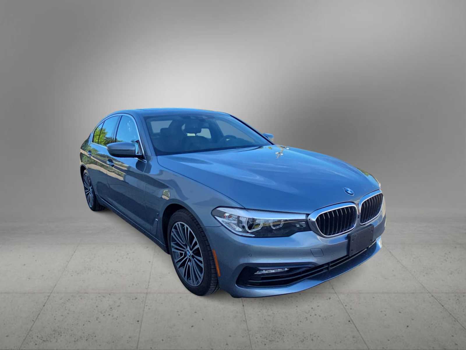 Thumbnail: 2018 BMW 5 Series - 2