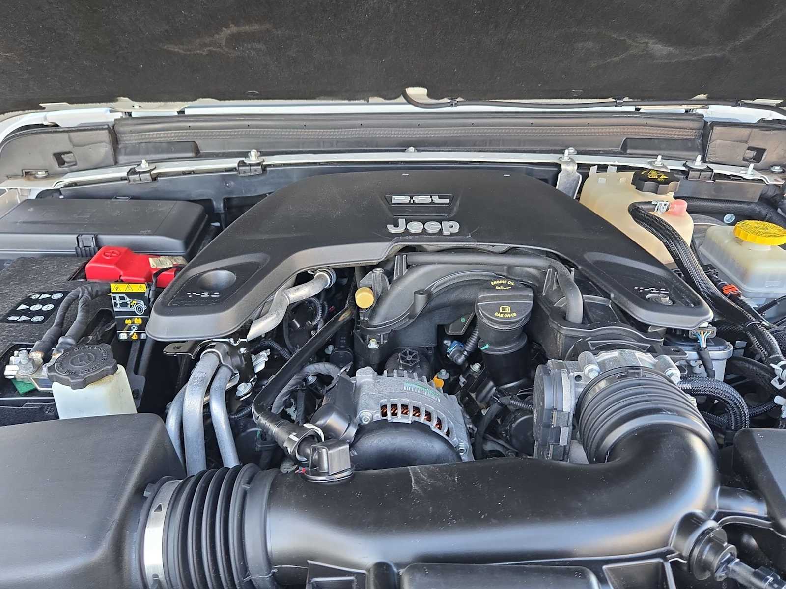 Thumbnail: 2019 Jeep Wrangler - 15