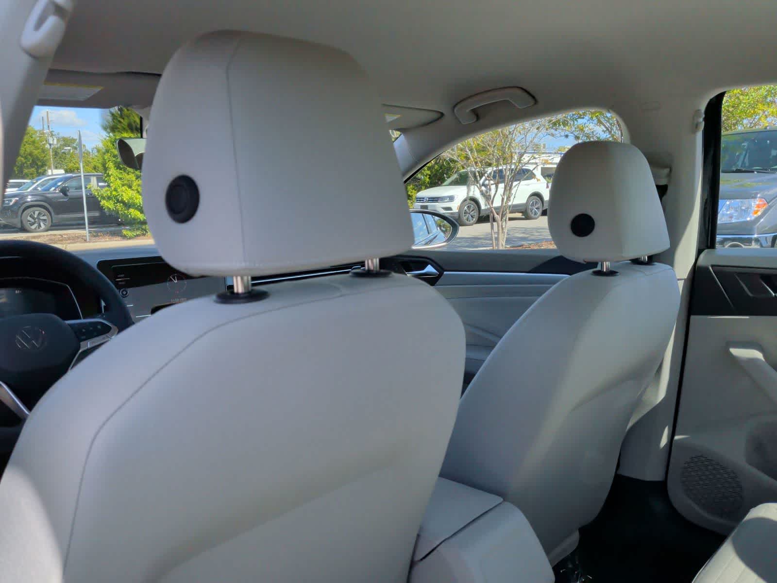 Thumbnail: 2026 Volkswagen Jetta - 17