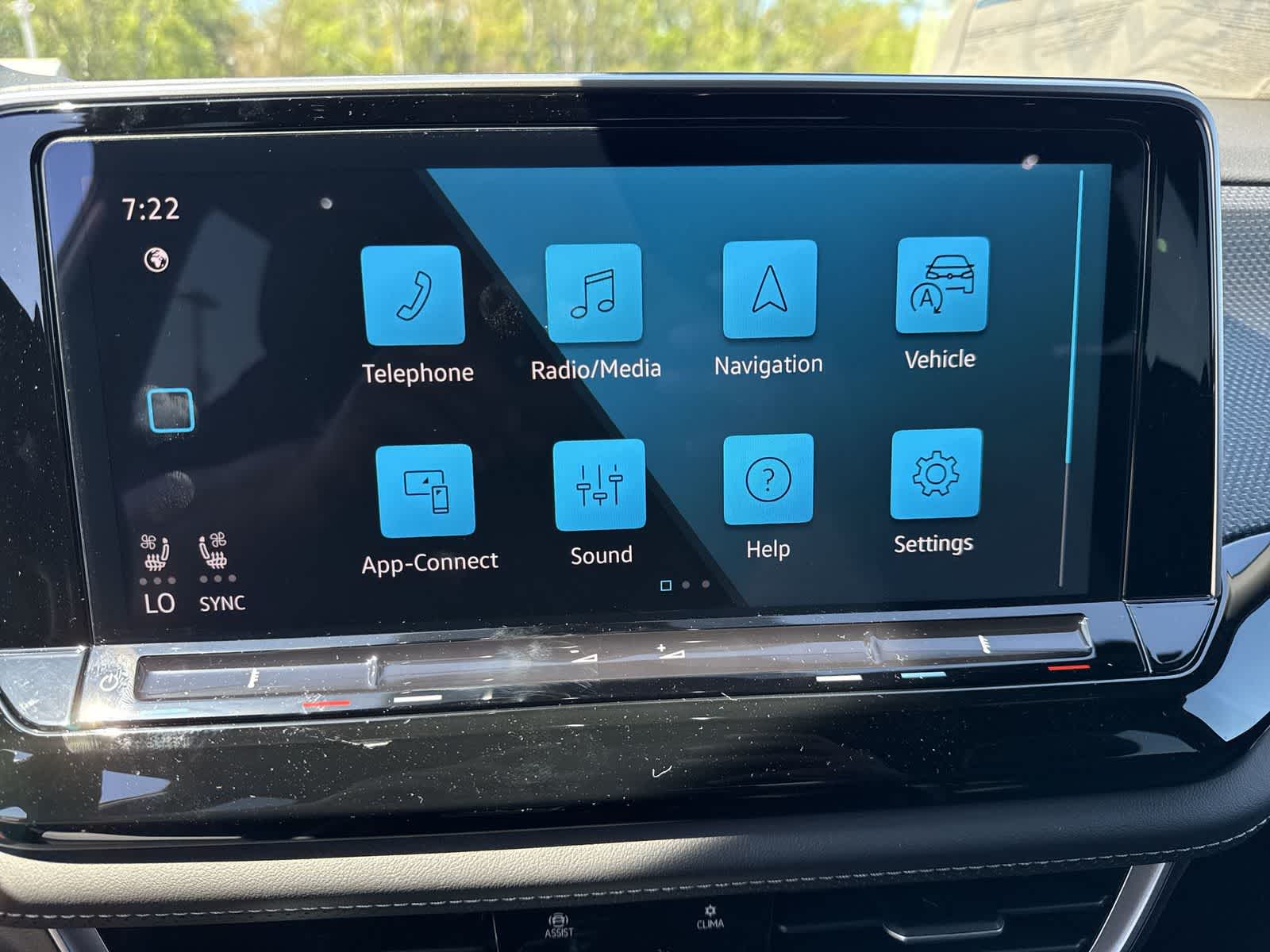 Thumbnail: 2026 Volkswagen Atlas - 26