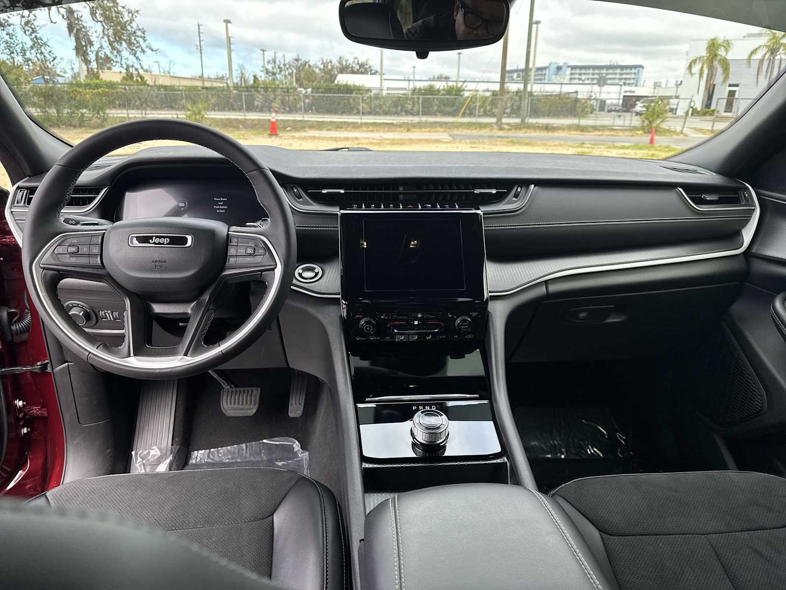 Thumbnail: 2024 Jeep Grand Cherokee - 14