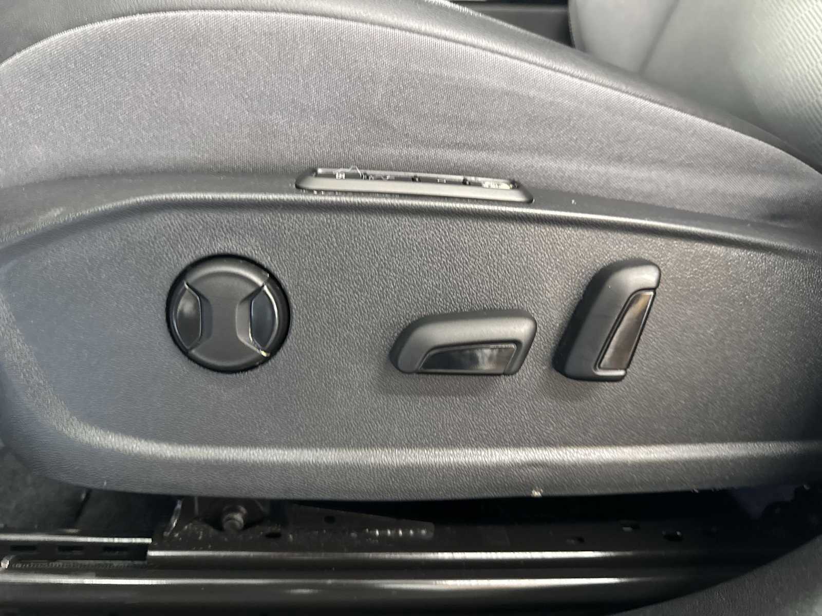 Thumbnail: 2024 Volkswagen ID.4 - 16