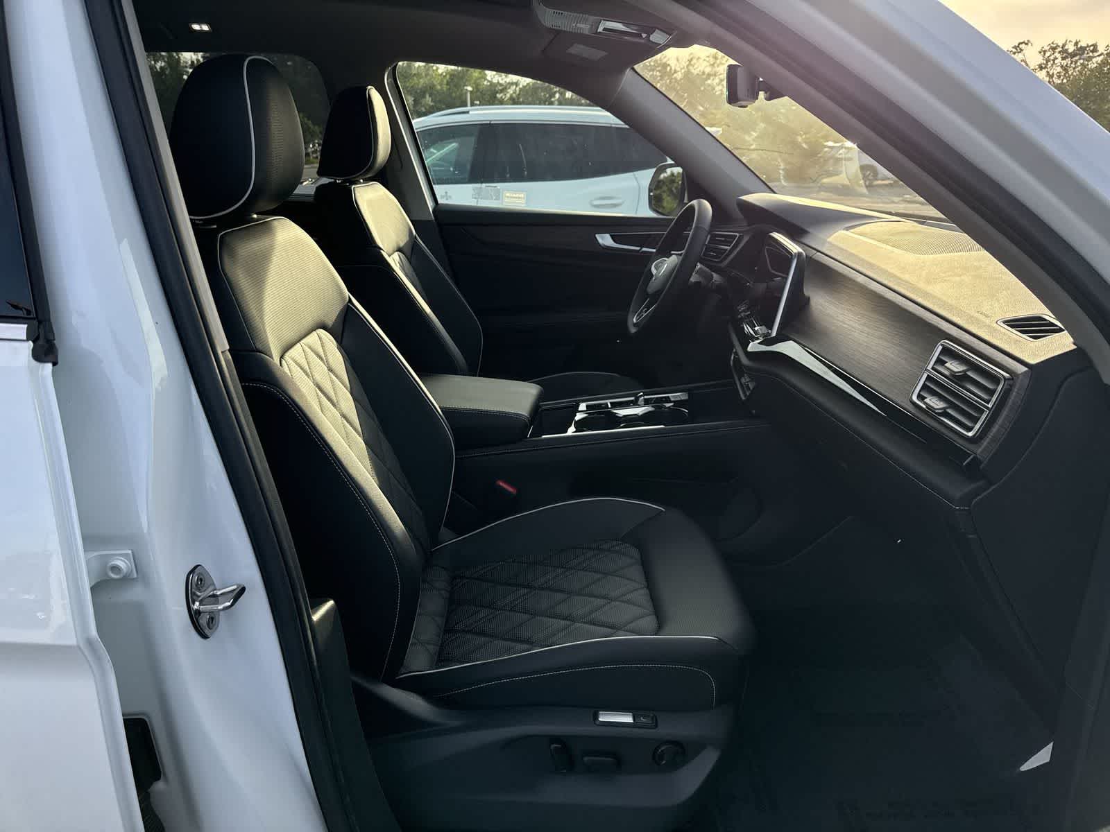 Thumbnail: 2026 Volkswagen Atlas - 20
