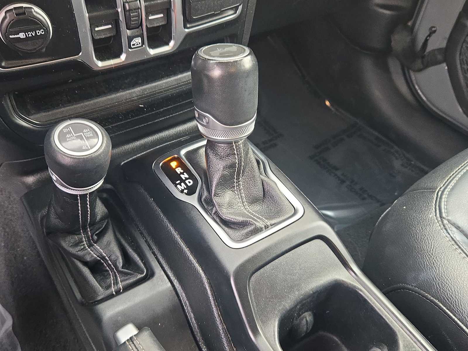 Thumbnail: 2023 Jeep Wrangler - 30