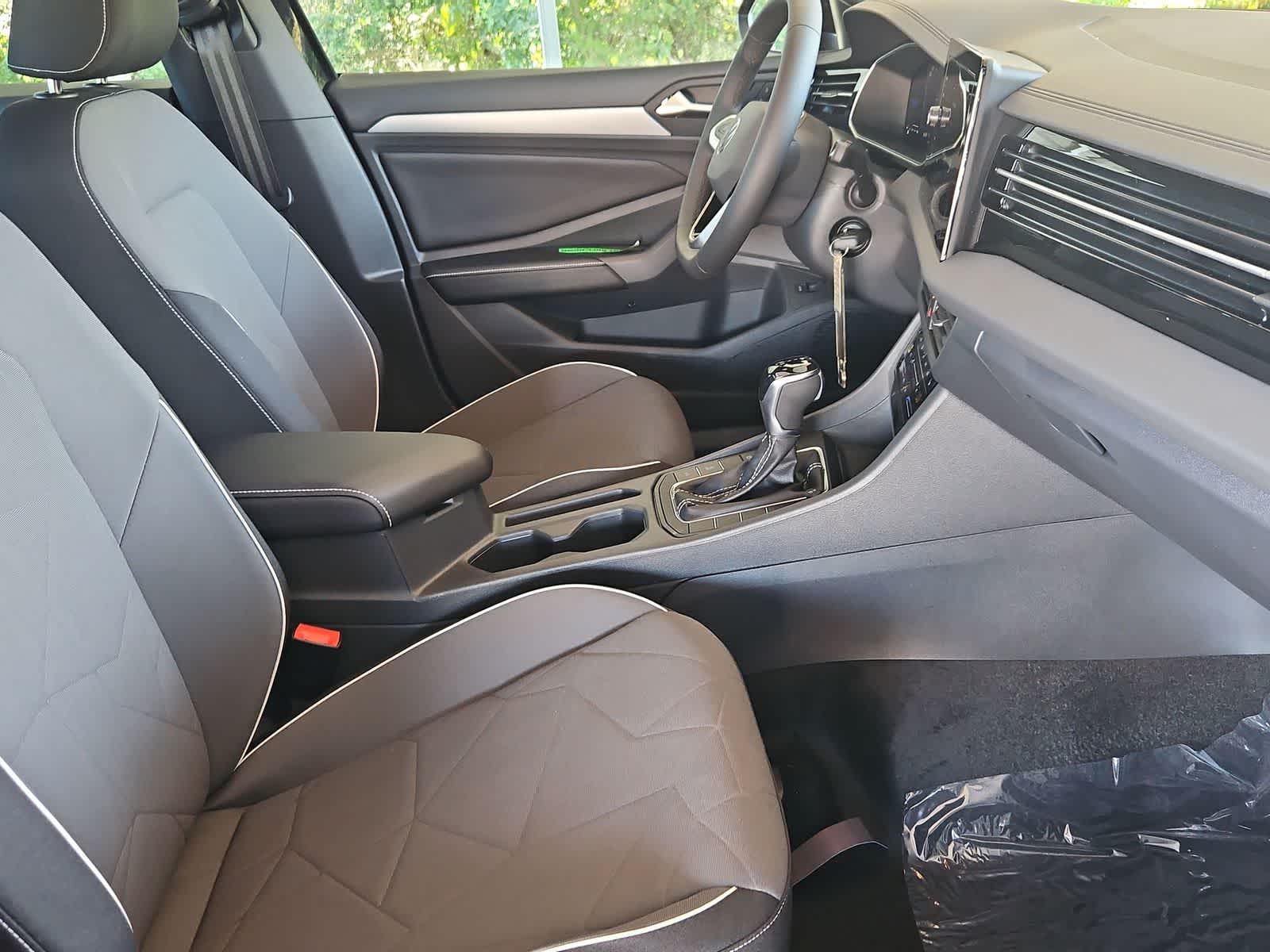 Thumbnail: 2026 Volkswagen Jetta - 22